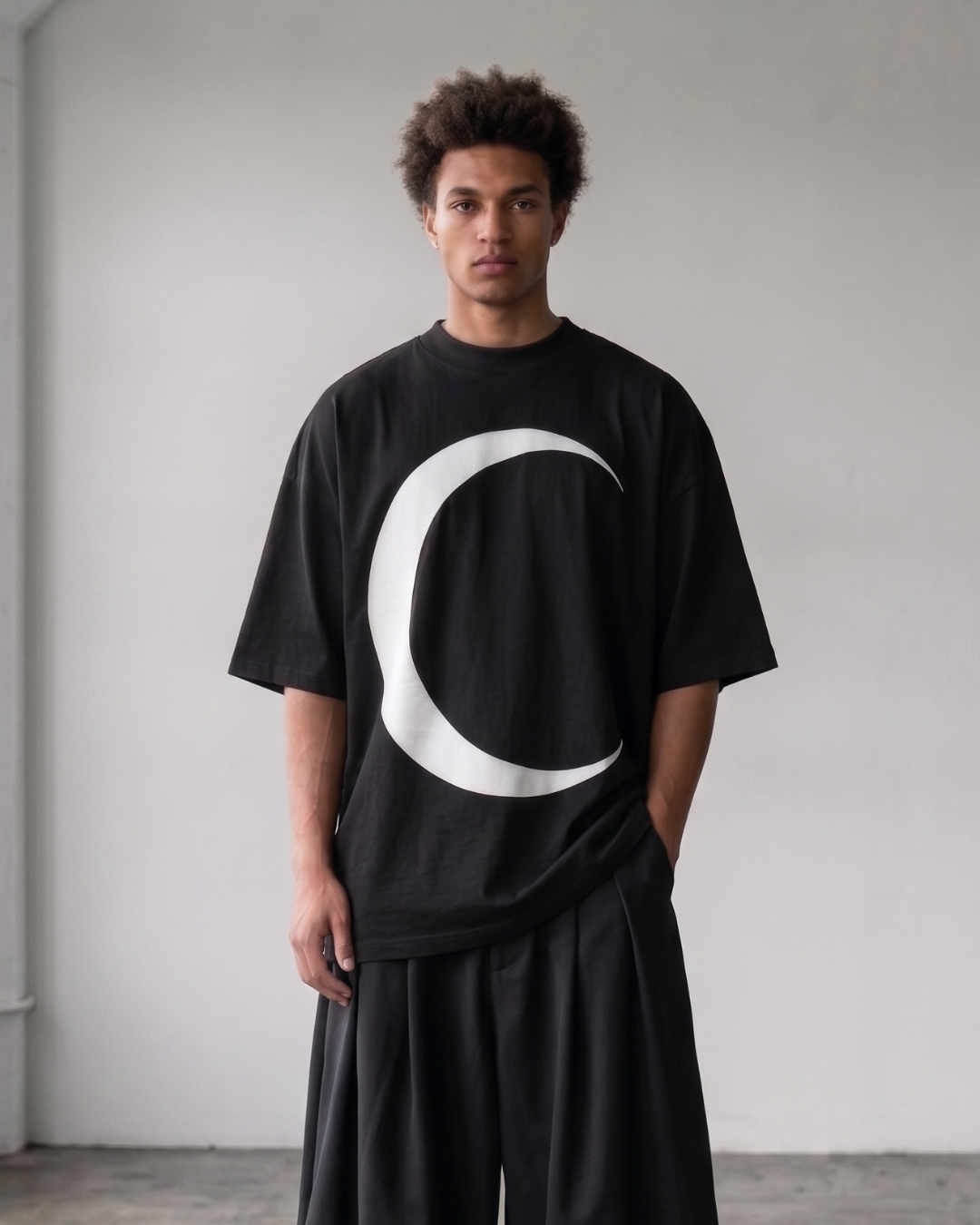 Maxi T-shirt "Moon" Black Unisex