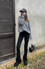 Load image into Gallery viewer, Skinny Jeans &quot;Flare&quot; black

